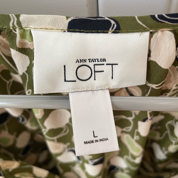 Loft blouse tie neck top 3/4 sleeves floral olive green black large - Picture 2 of 7